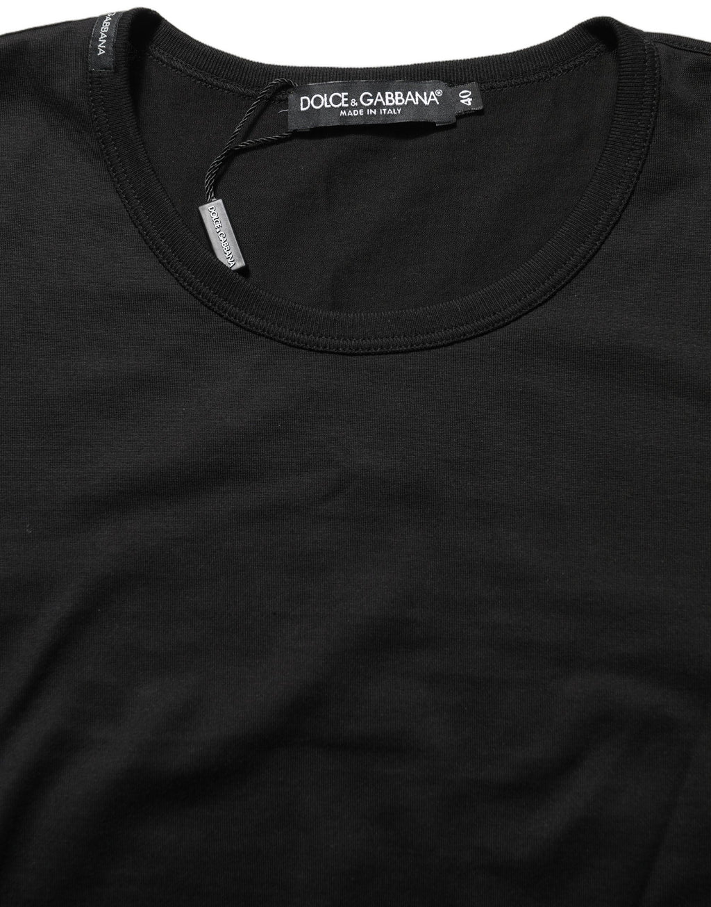 T-shirt noir en coton à col rond et manches courtes de Dolce & Gabbana, vue de face.