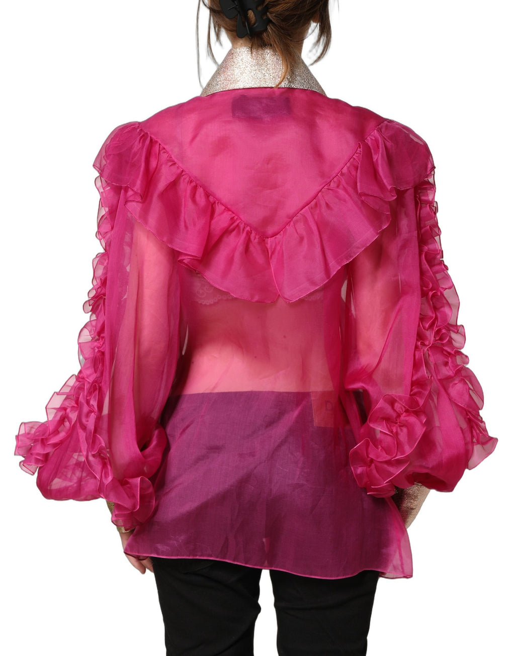 Chemisier en chiffon transparent fuchsia Dolce & Gabbana avec boutons, manche longues et coupe fluide, élégance féminine.