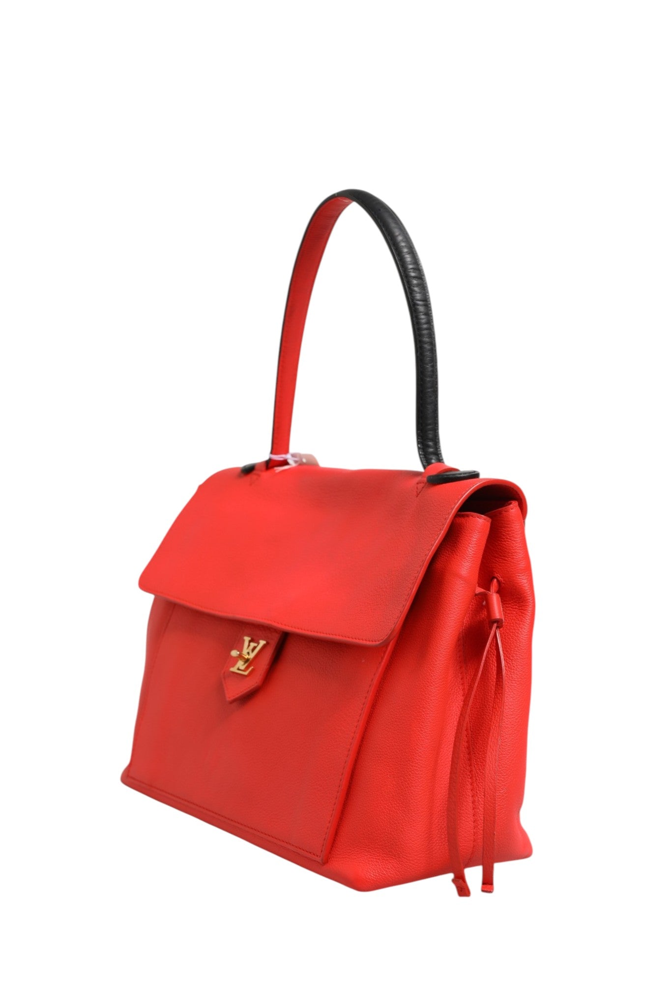 Sac tote Lockme Louis Vuitton en cuir noir avec cadenas en métal doré et poignée en cuir, élégant et spacieux.