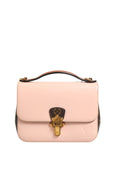 Sac à main Louis Vuitton Cherrywood BB en vernis rose et toile Monogram, avec bandoulière et détails élégants.