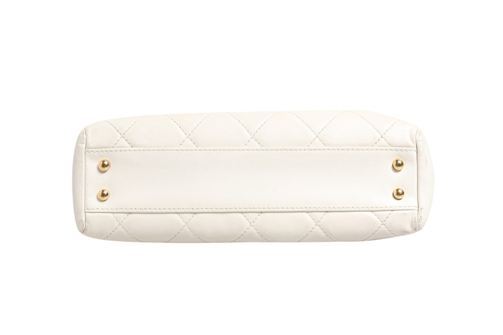 Chanel Glänzendes Kalbsleder Gesteppte Mini 22 Weiß 1792563