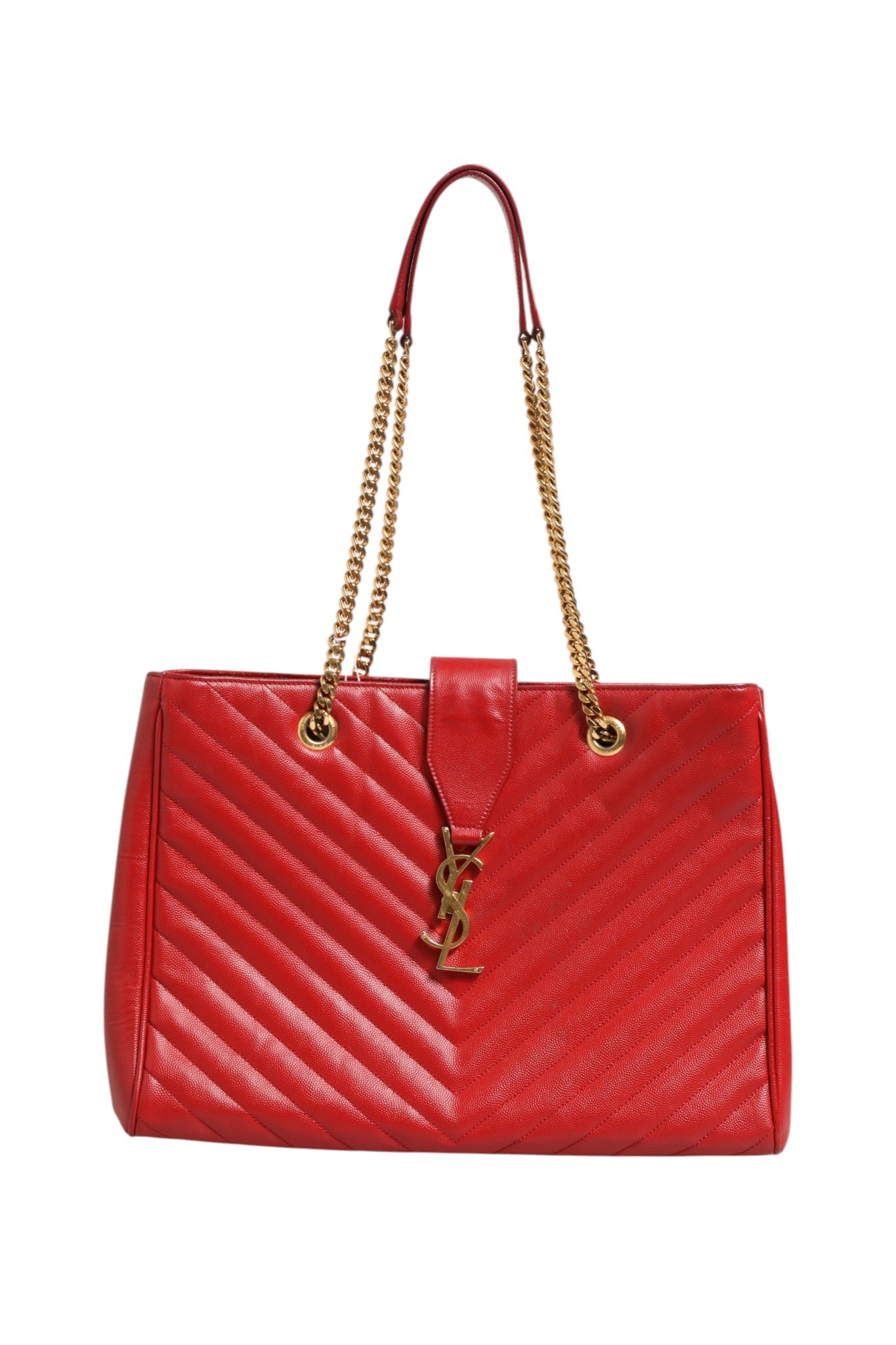 Sac cabas Saint Laurent en cuir grainé rouge à motif chevron matelassé avec monogramme, élégant et sophistiqué.