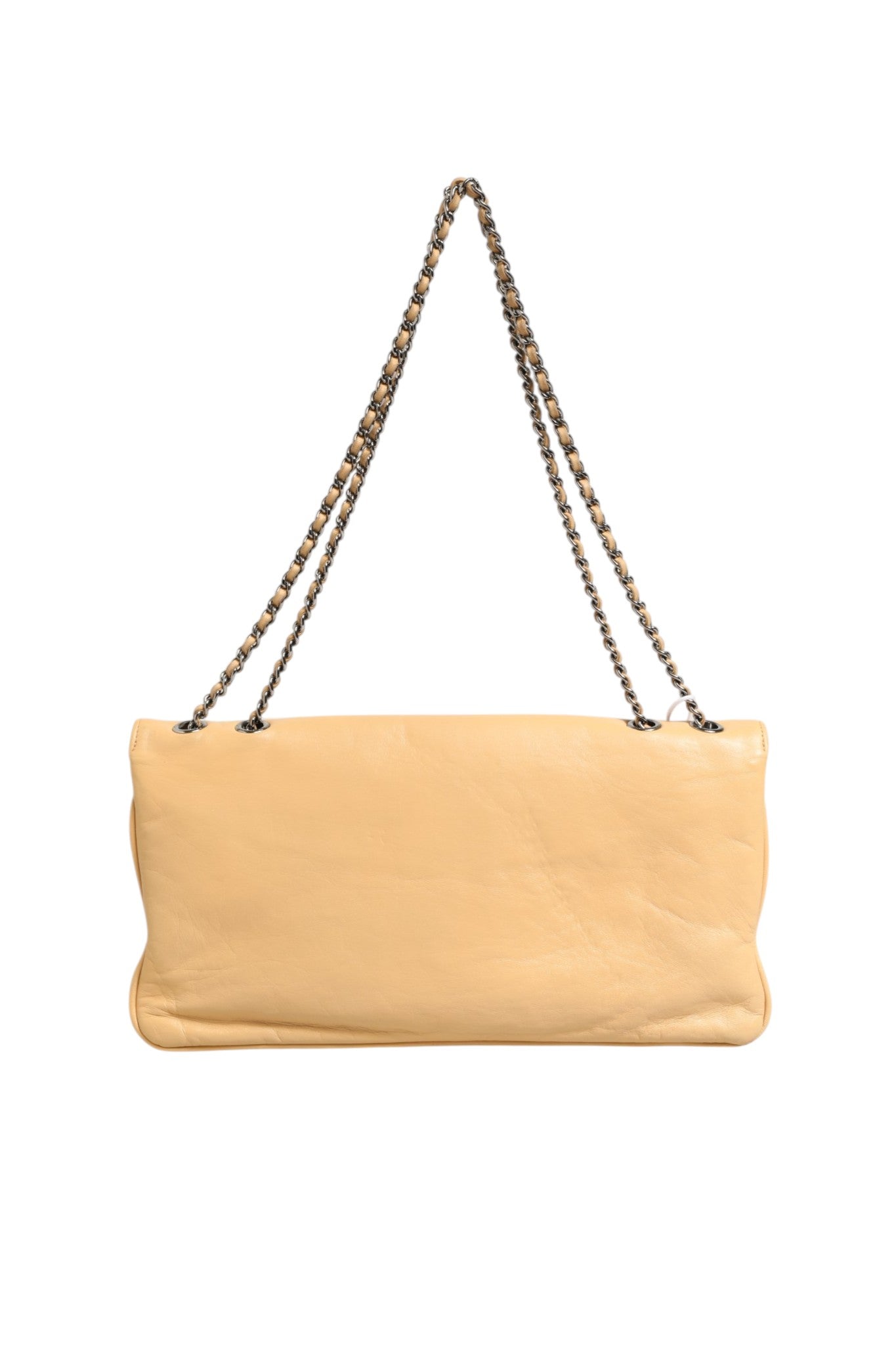 Sac Chanel beige en cuir d'agneau, grand modèle Reissue Mademoiselle avec fermoir à rabat et verrouillage emblématique.
