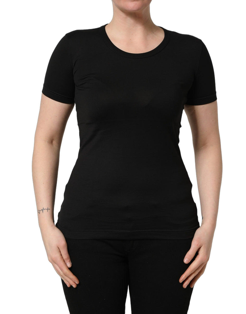 T-shirt noir en coton à col rond et manches courtes de Dolce & Gabbana, image de la chemise élégante et moderne.