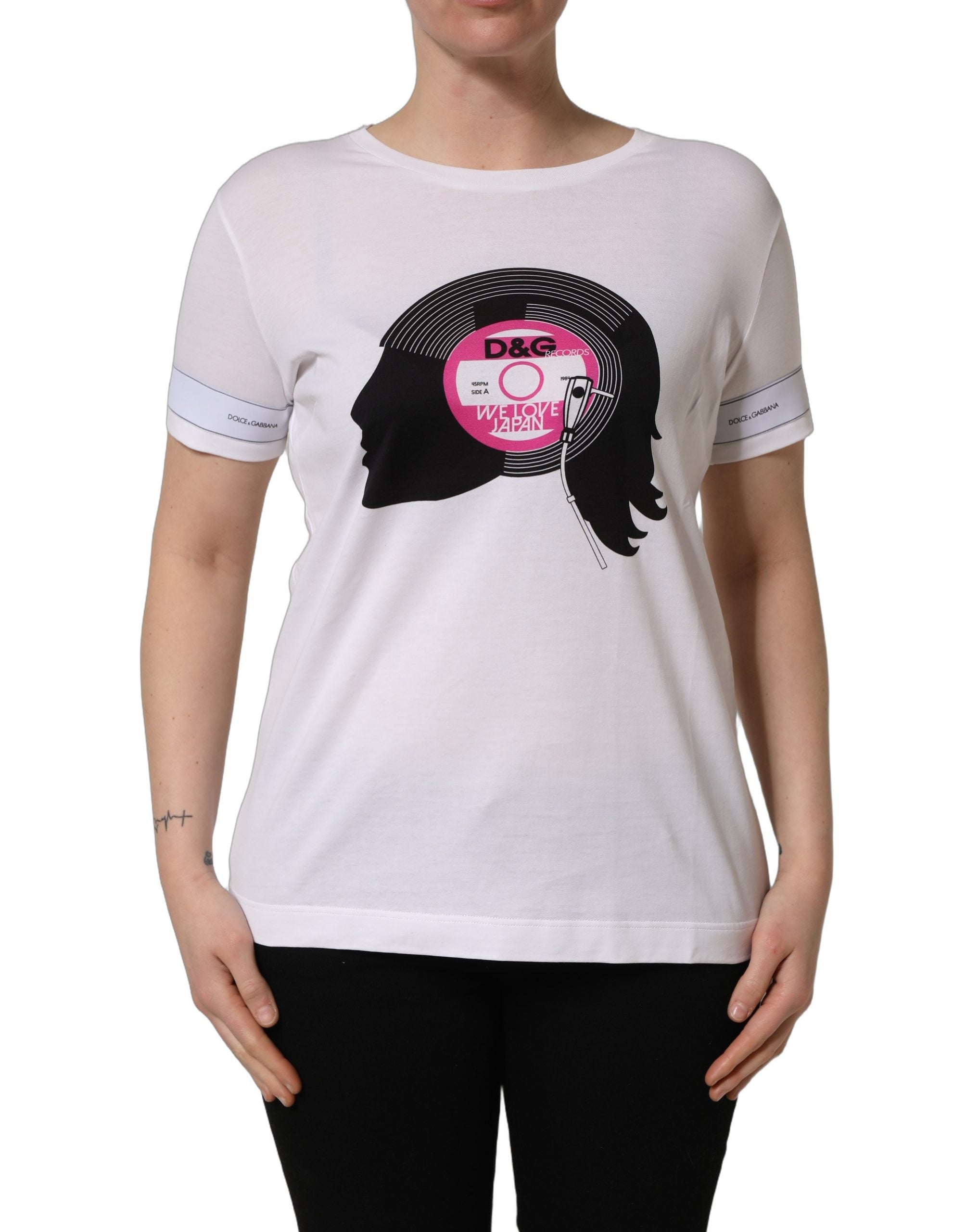 T-shirt blanc Dolce & Gabbana D&G WE LOVE JAPAN avec imprimé coton, style décontracté et logo visible.