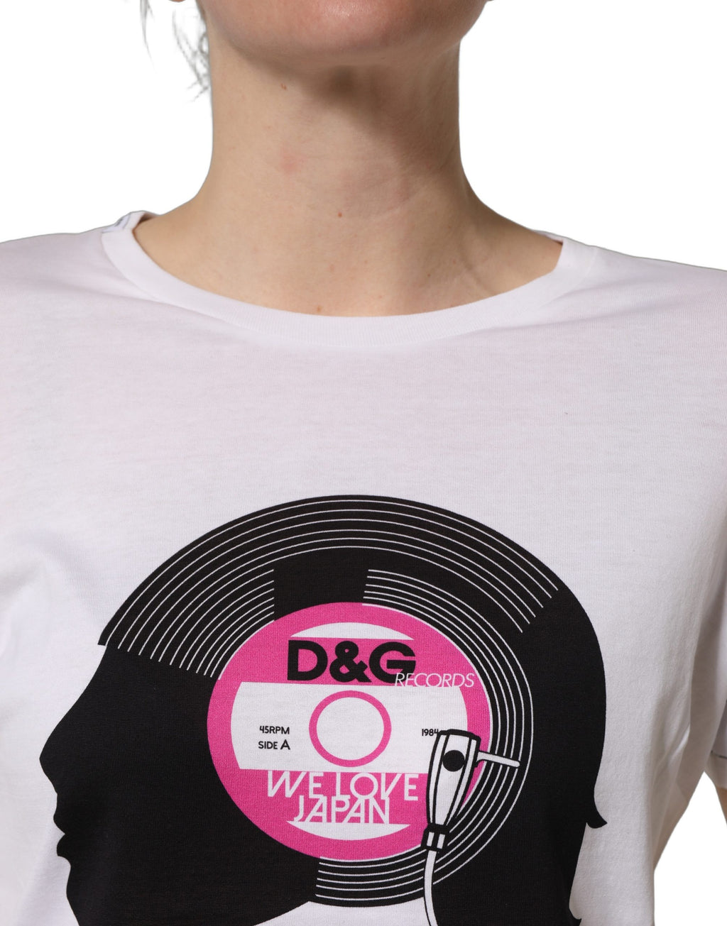 T-shirt en coton blanc Dolce & Gabbana avec impression "We Love Japan" pour homme, détail graphique visible.