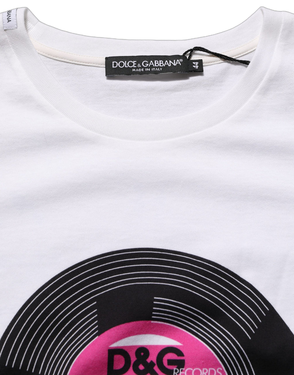 T-shirt blanc Dolce & Gabbana avec imprimé "We Love Japan" en coton, mode streetwear élégante et originale.