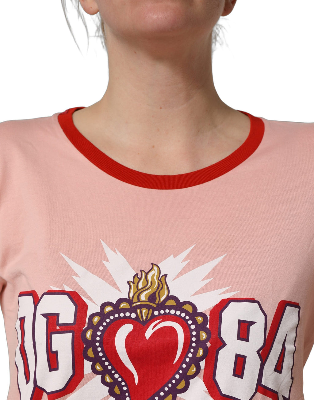T-shirt en coton rose à imprimé graphique Dolce & Gabbana, col rond, style décontracté et moderne.