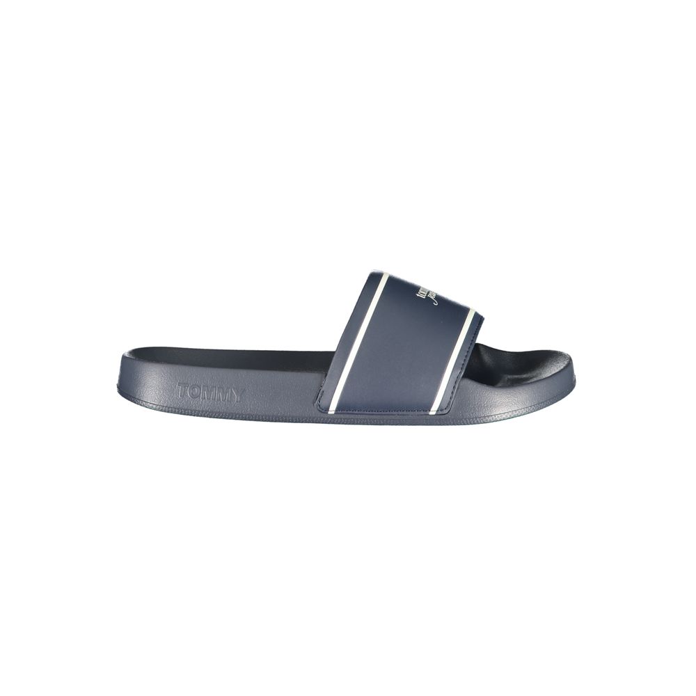 Chausson femme en polyuréthane bleu Tommy Hilfiger, semelle confortable et design élégant, vue de face sur la chaussure.