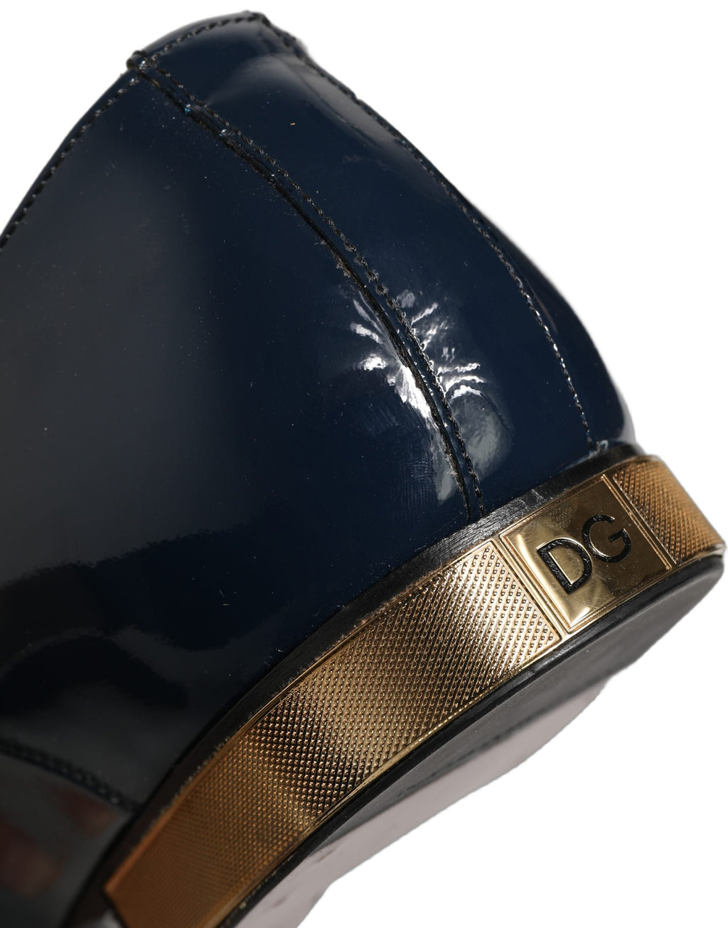 Chaussures derby formelles bleues pour homme Dolce & Gabbana avec embellissements élégants, en cuir sophistiqué.