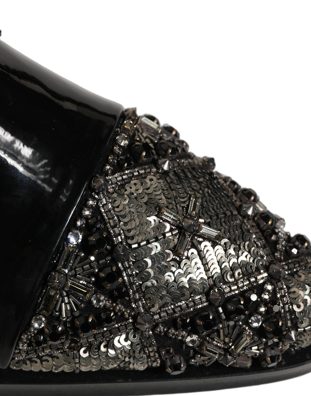 Chaussures formelles Derby pour homme de Dolce & Gabbana noires avec embellissements élégants, en cuir sophistiqué.