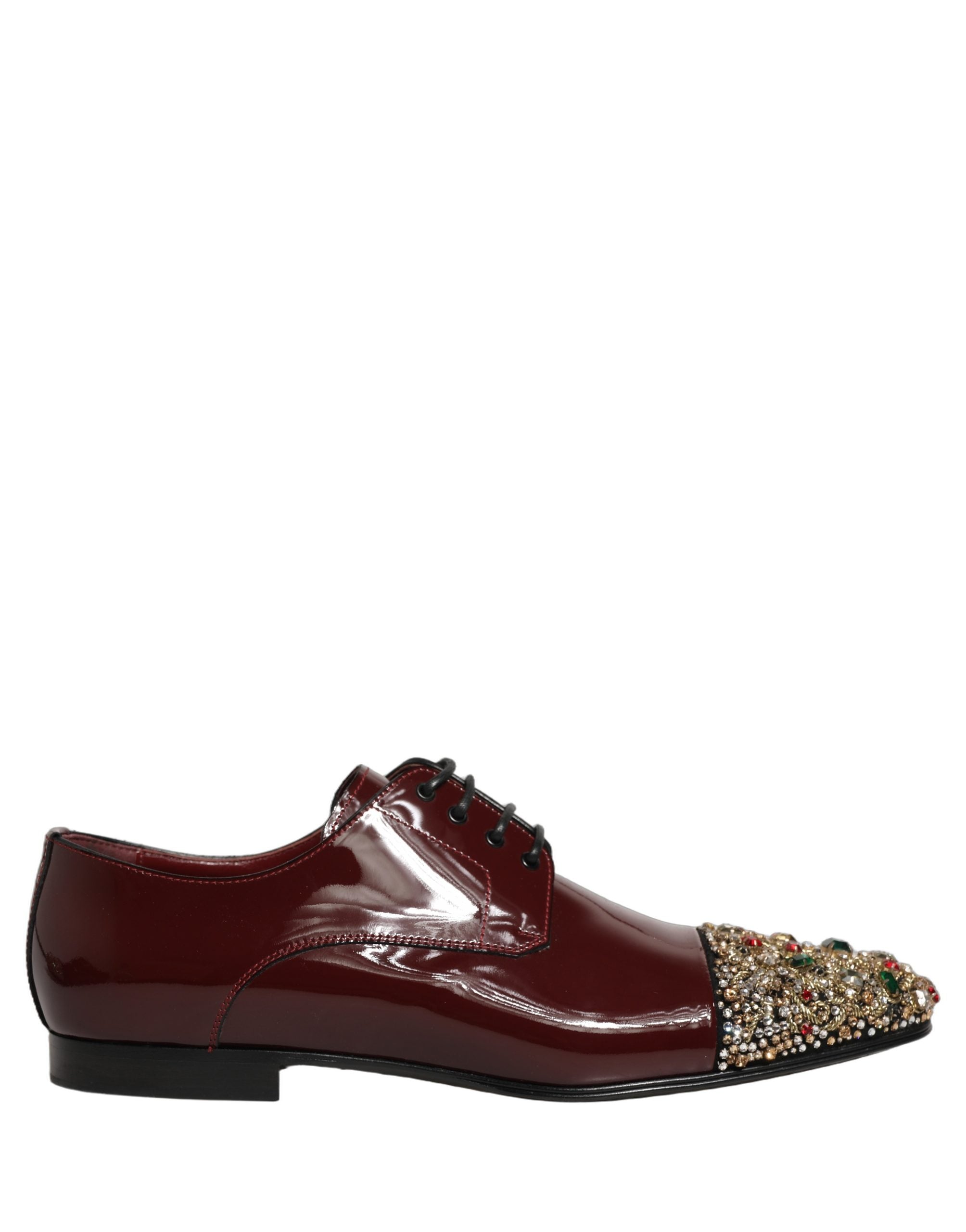 Chaussures formelles Derby Dolce & Gabbana couleur bordeaux avec ornements, semelle en cuir et design élégant.