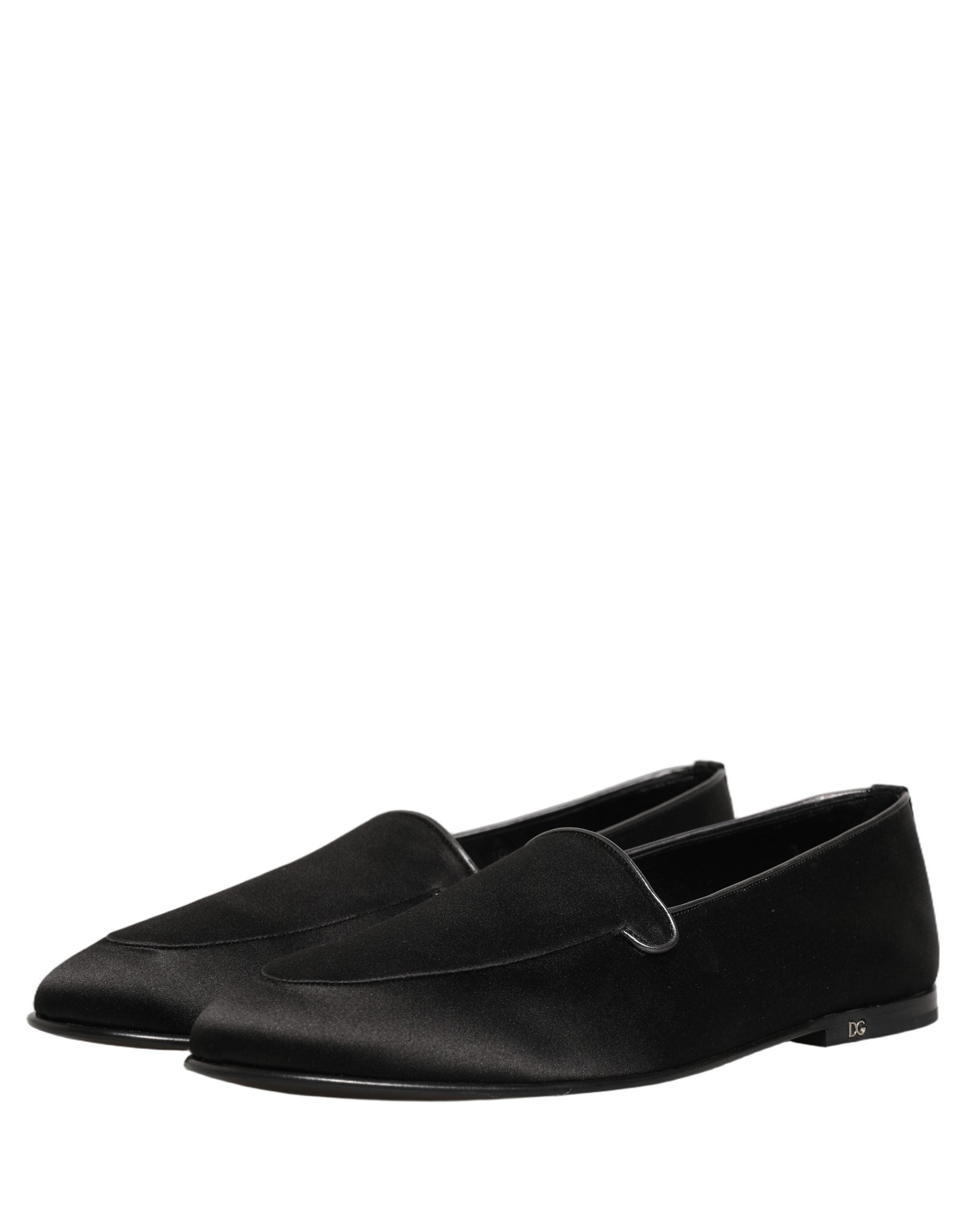 Chaussures Dolce & Gabbana en satin noir, mocassins à logo, slip-on élégants pour femme