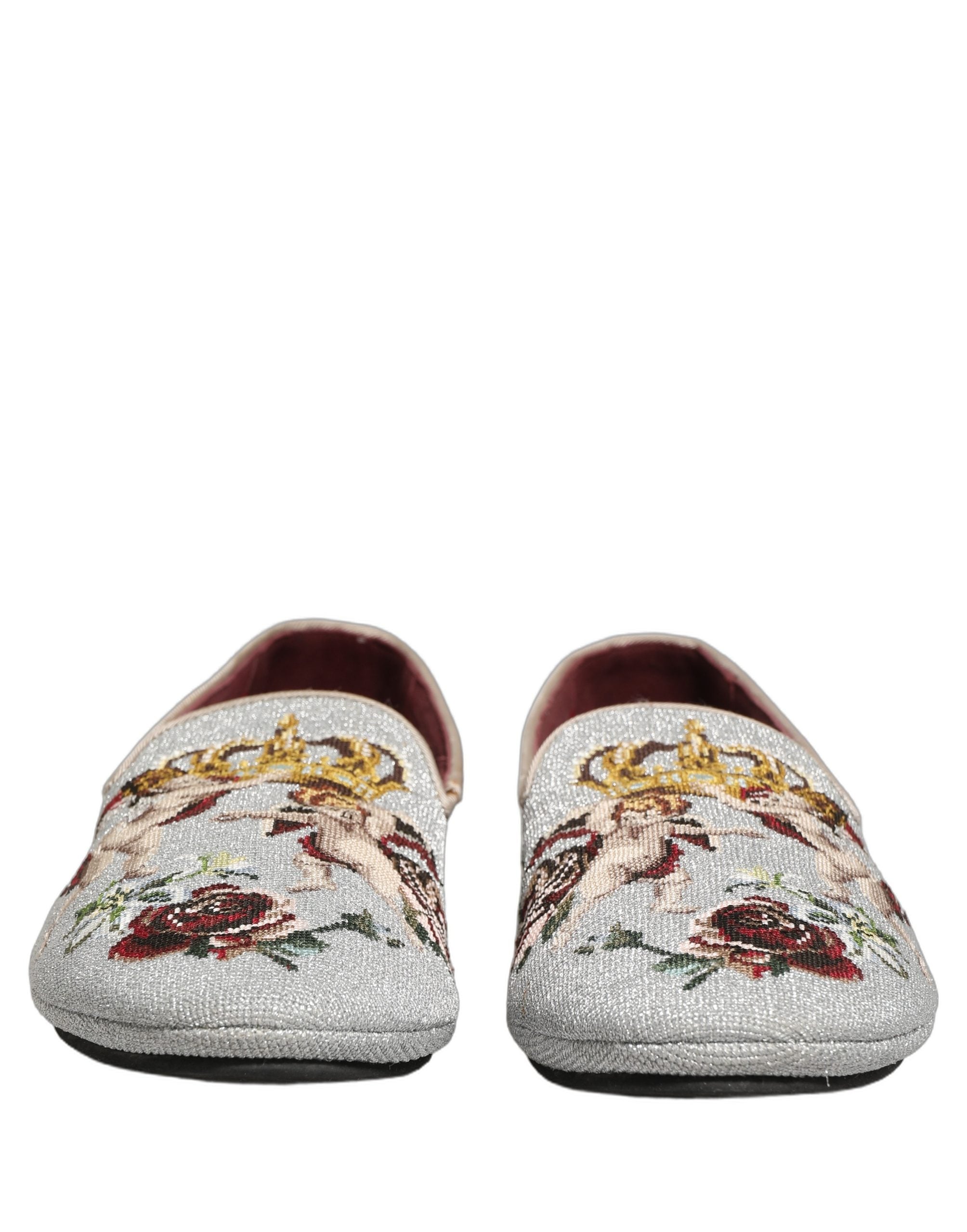 Chaussures mocassins Dolce & Gabbana gris avec broderie de rose couronne et ange, finition élégante et détails sophistiqués.
