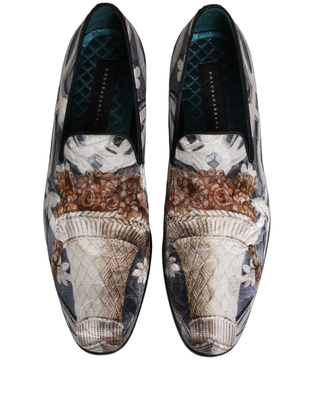 Chaussures mocassins Dolce & Gabbana à broderie florale multicolore et tapisserie, détails élégants et colorés.