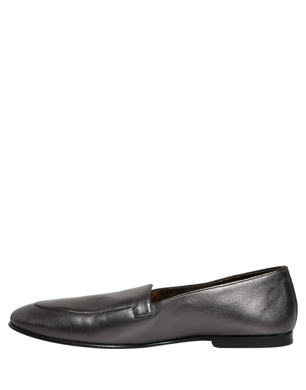 Chaussures mocassins en cuir argenté Dolce & Gabbana avec logo DG, slip-on élégants et modernes.