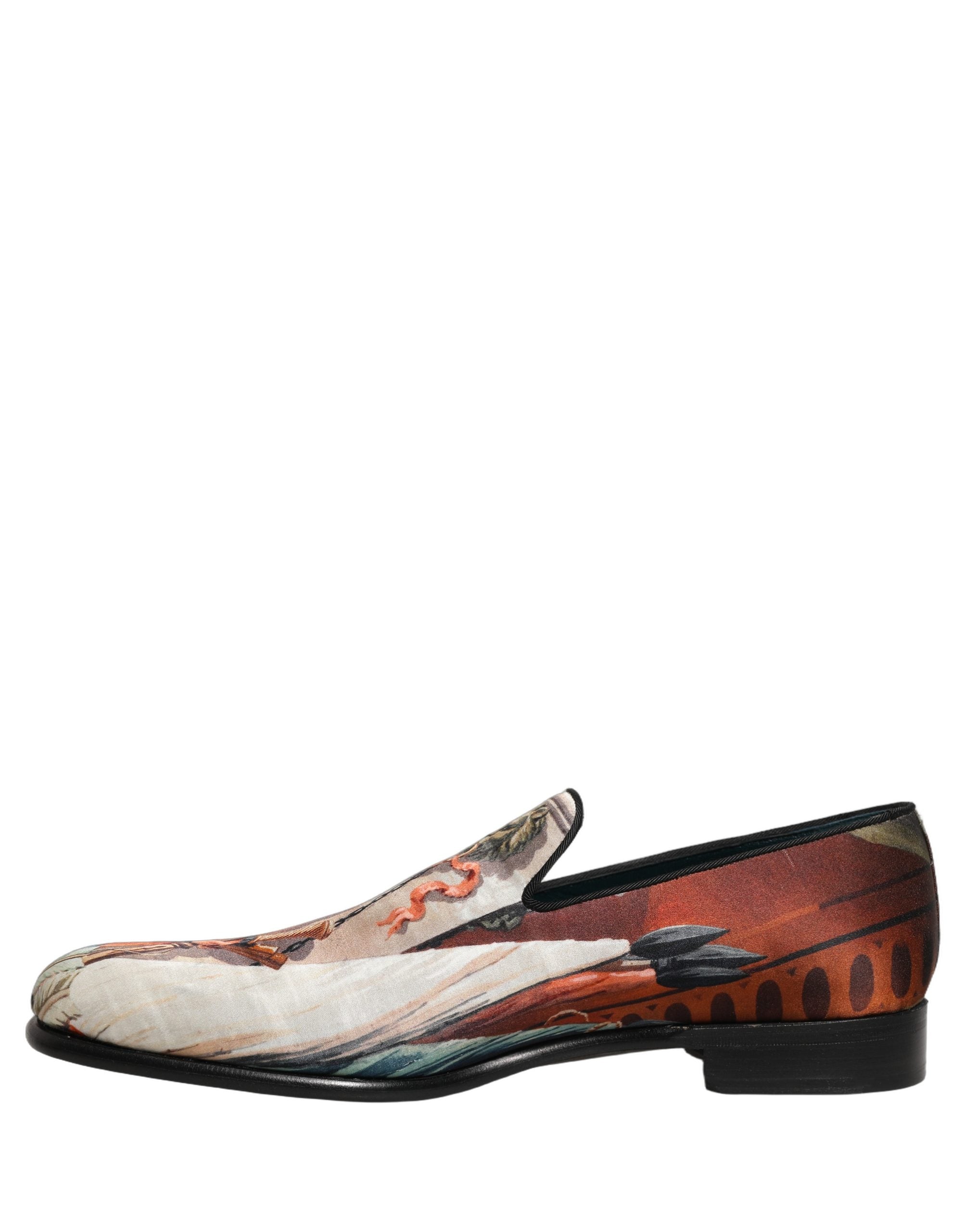Chaussures mocassins Dolce & Gabbana à motif lion multicolore, style slip-on pour homme.
