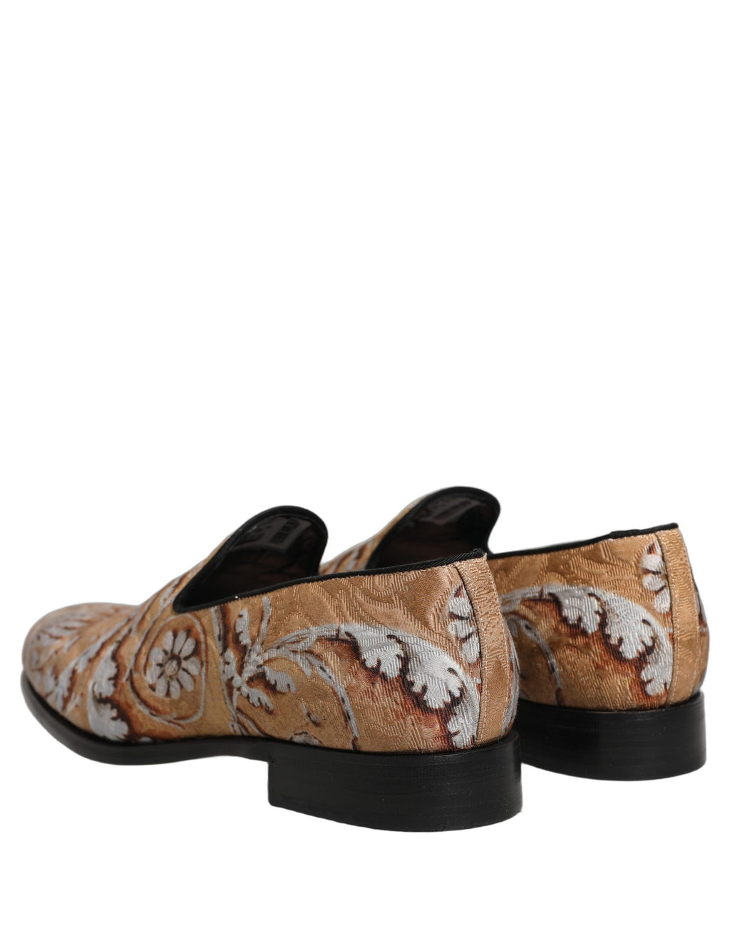 Chaussures mocassins homme Dolce & Gabbana en brocart beige, style slip-on élégant et sophistiqué.