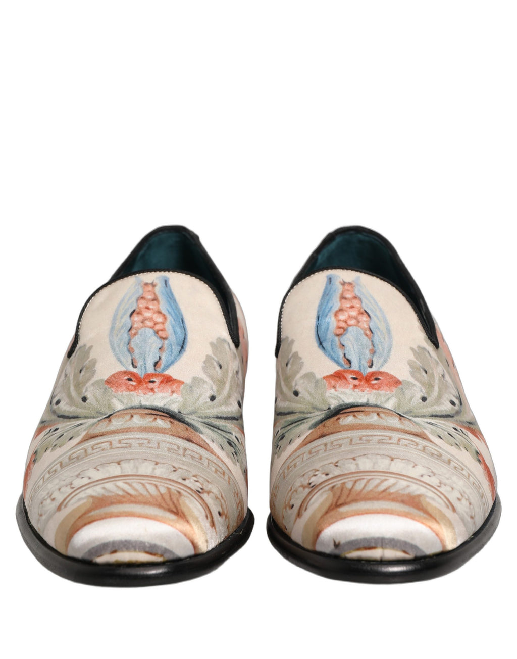Chaussures mocassins Dolce & Gabbana blanches à motifs floraux, style slip-on, pour femme.