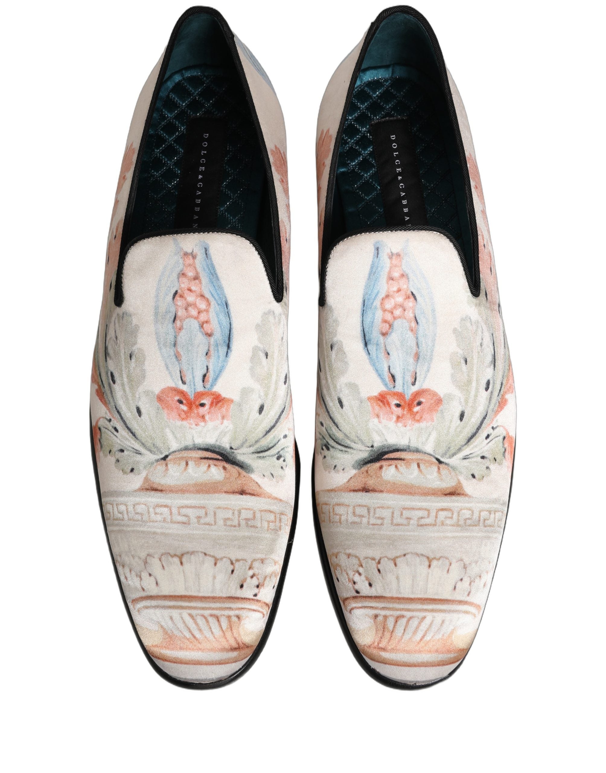 Chaussures mocassins Dolce & Gabbana blanches à motif floral, style slip-on, pour femmes, élégantes et confortables.