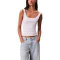 Débardeur blanc en coton de la marque Calvin Klein Jeans, affichant une coupe simple et élégante.