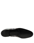 Chaussures Dolce & Gabbana en velours multicolore avec motif baroque, style mocassins élégants pour femmes.