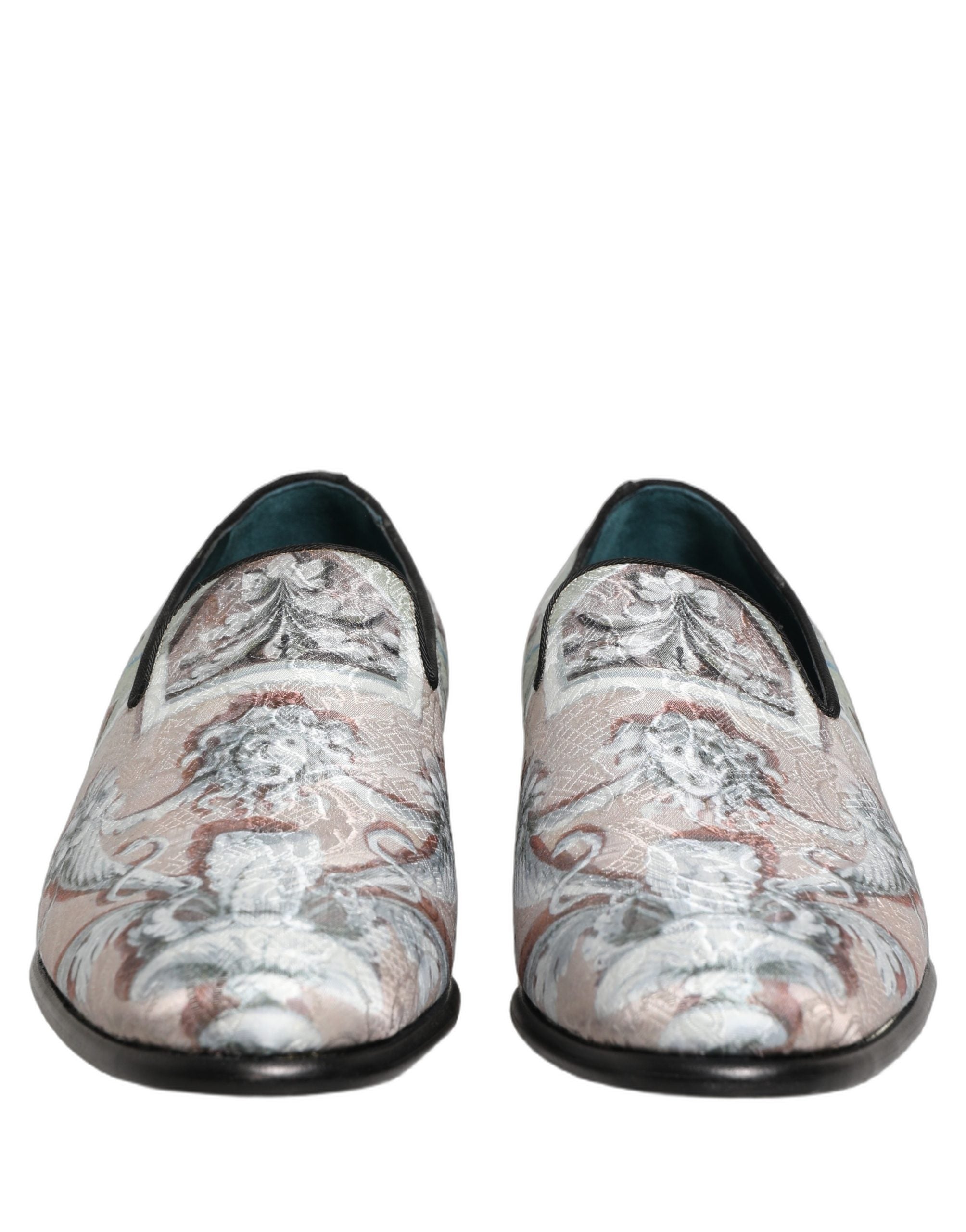 Chaussures loafers Dolce & Gabbana en velours multicolore avec motif baroque, élégantes et sophistiquées.