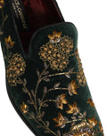 Chaussures loafers Dolce & Gabbana vertes avec broderie florale élégante et détails sophistiqués.
