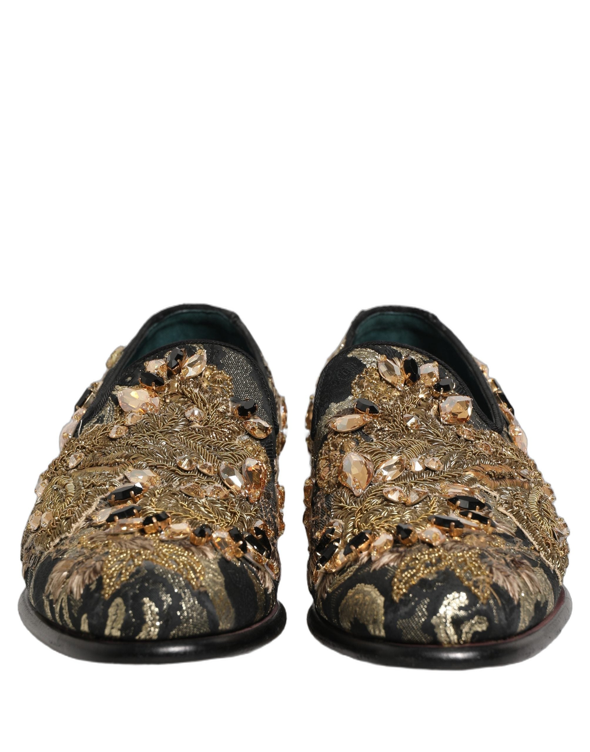Chaussures loafers Dolce & Gabbana en velours noir avec embellissements élégants, parfaites pour une allure sophistiquée.
