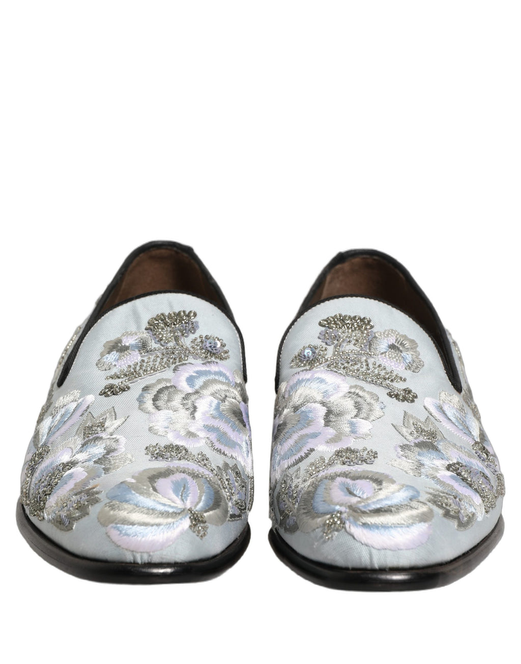 Chaussures mocassins pour homme Dolce & Gabbana blanches avec motifs floraux et embellissements, élégantes et sophistiquées.
