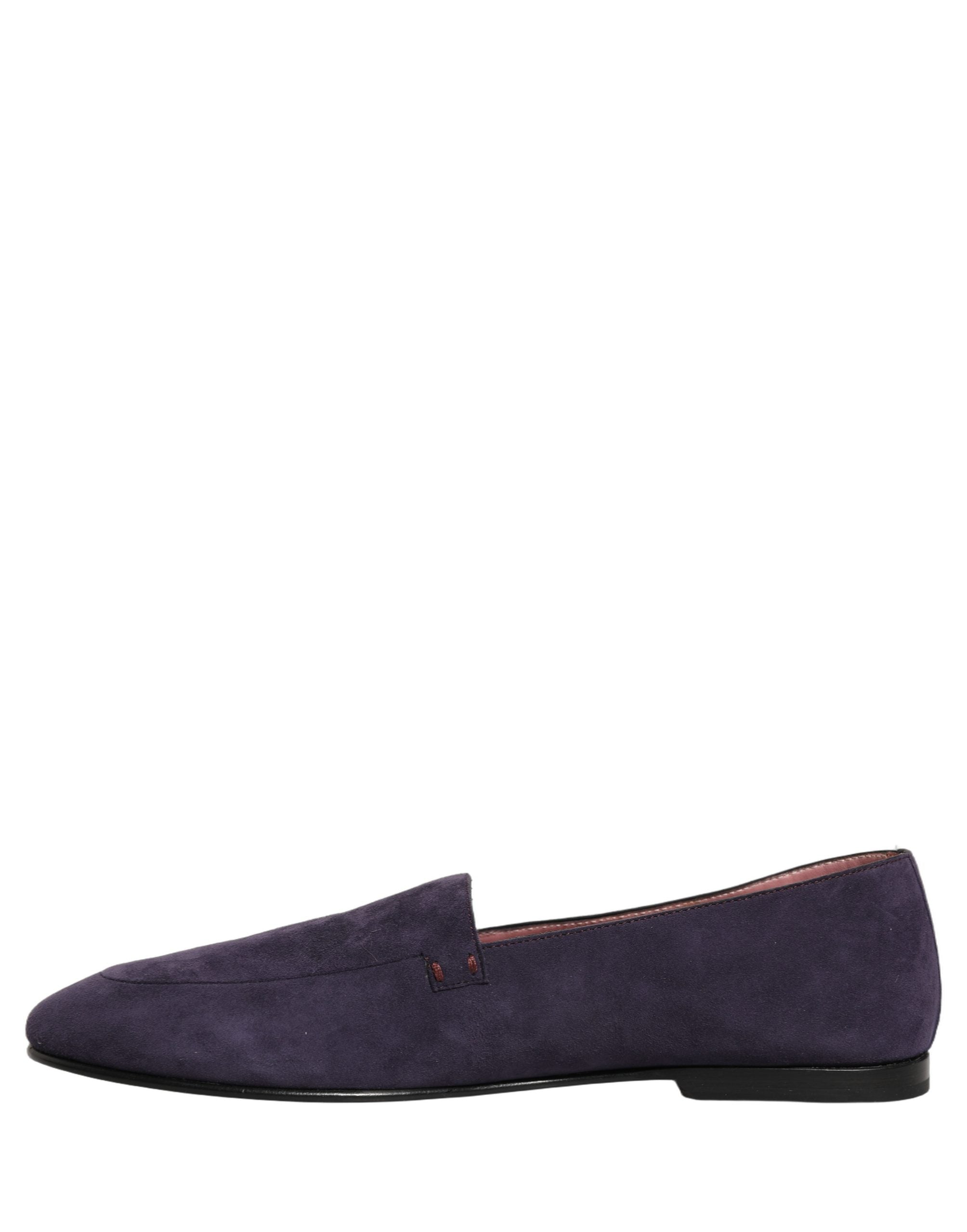 Chaussures mocassins plates pour homme Dolce & Gabbana Violet Velvet Slip On, style élégant et confort raffiné.