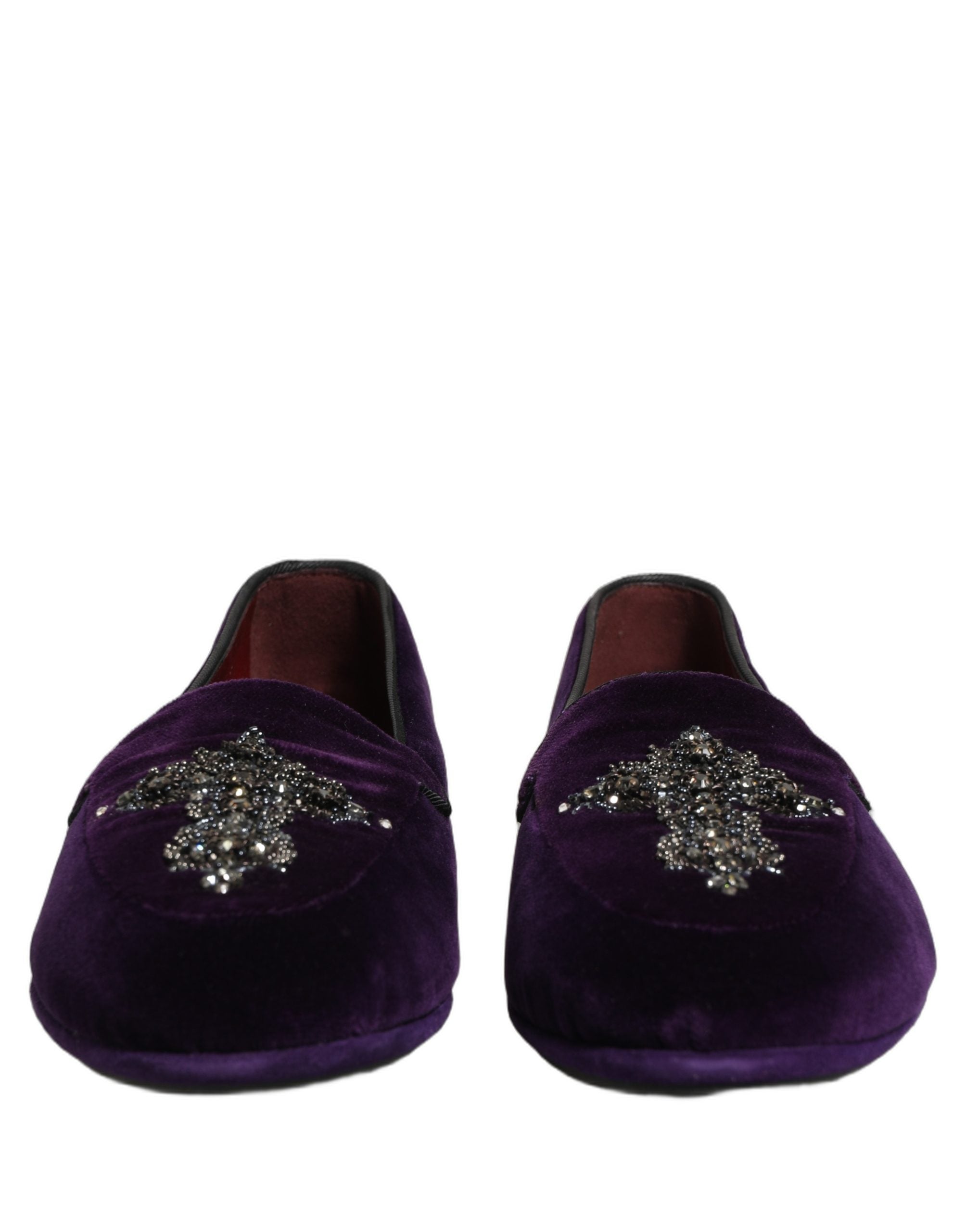 Mocassins en daim violet Dolce & Gabbana avec détails ornés, élégants et sophistiqués pour femme.