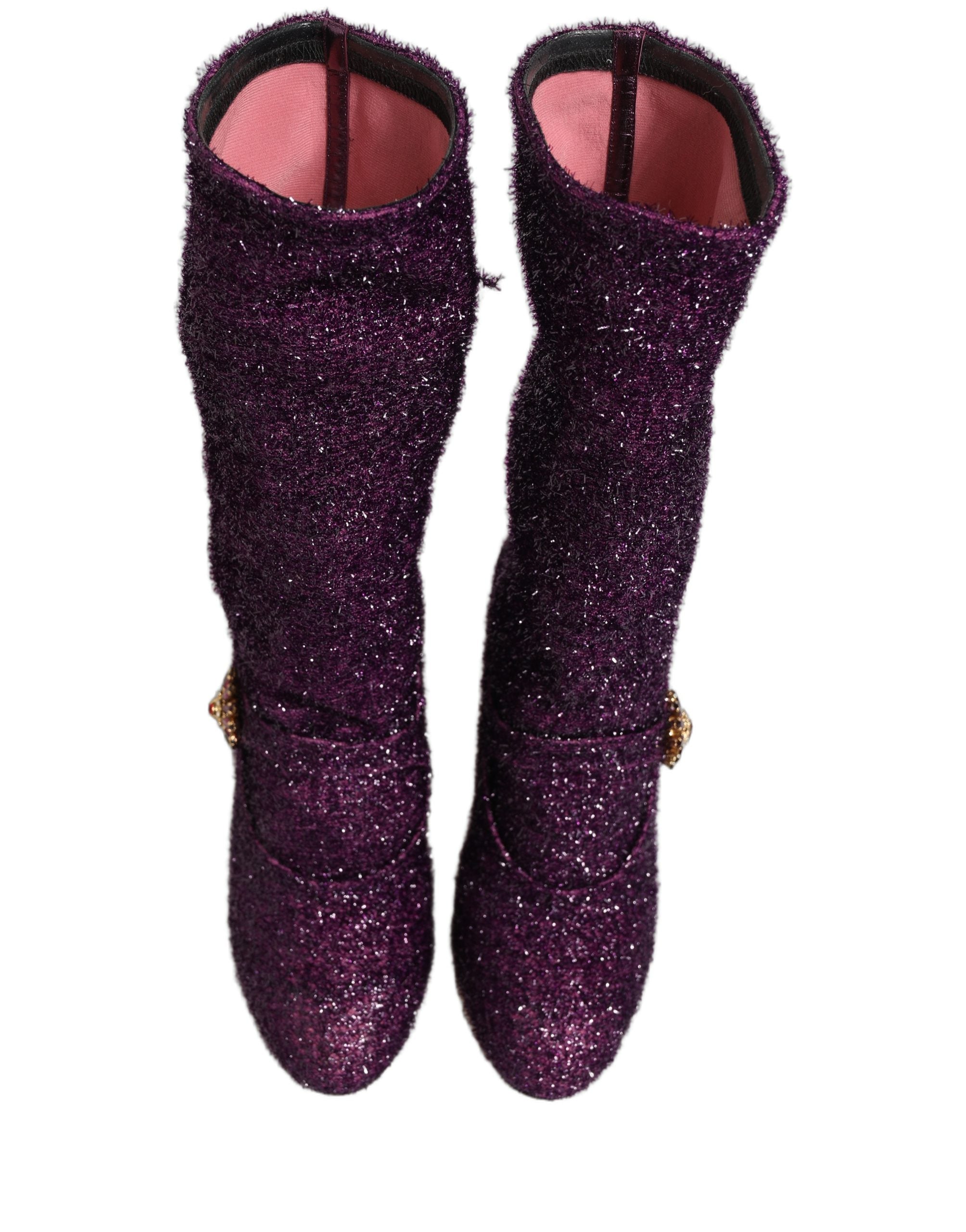 Bottes hautes Dolce & Gabbana en lurex violet avec cristaux, style fantaisie et élégant, pour femmes.