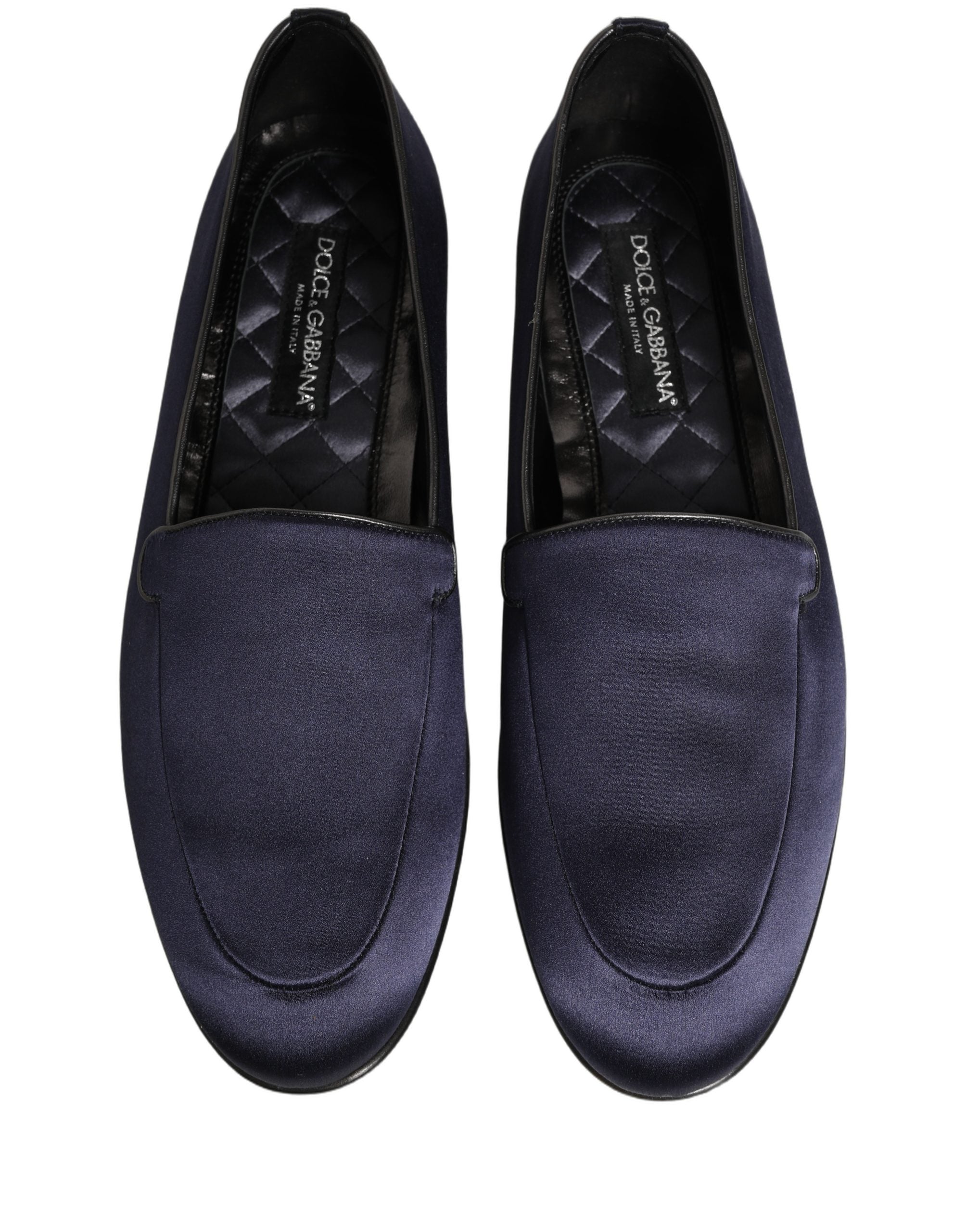 Chaussures Dolce & Gabbana en satin bleu marine avec logo DG, style mocassins élégants et sophistiqués.