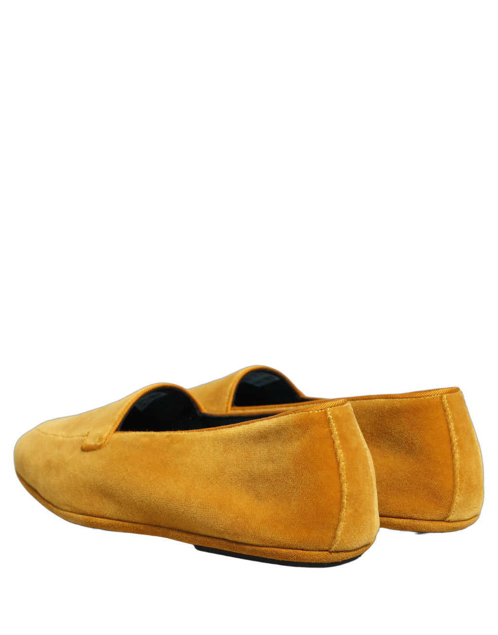 Chaussures mocassins homme en velours jaune Dolce & Gabbana, slip-on élégants et confortables pour un look raffiné.