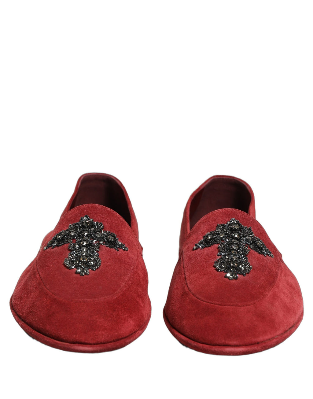 Chaussures Dolce & Gabbana en daim rouge, mocassins à enfiler pour femme, style élégant et sophistiqué.