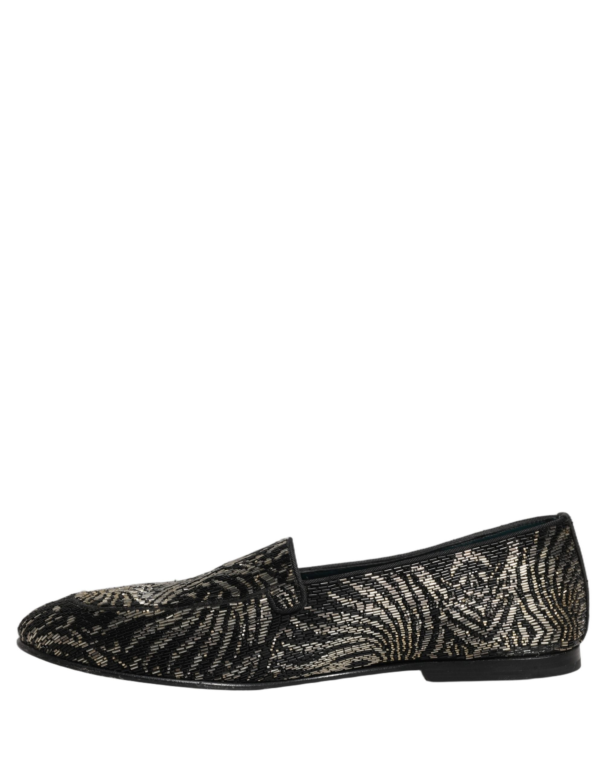 Chaussures loafers Dolce & Gabbana noir et argentées avec embellissements, style élégant et sophistiqué, vue de face.