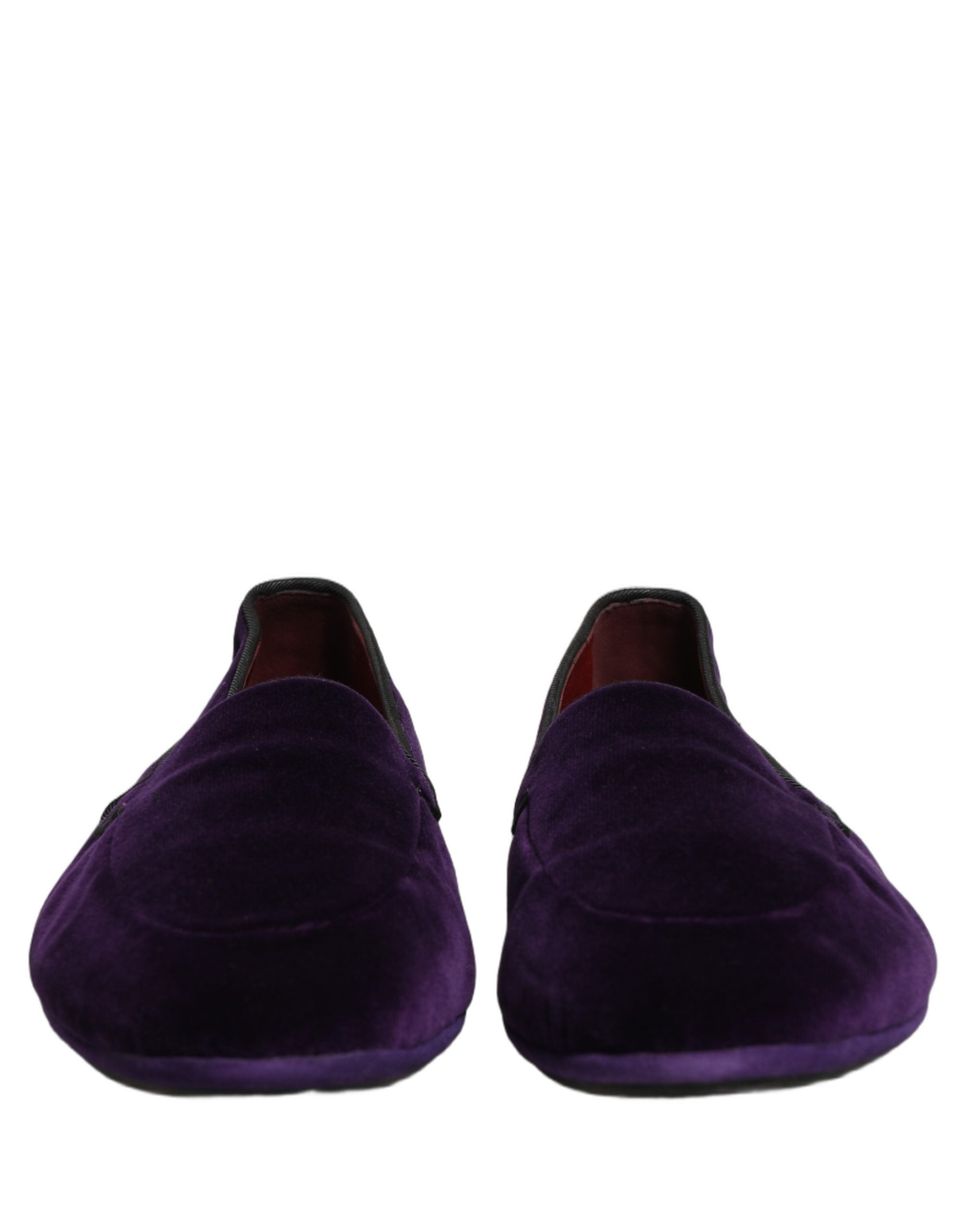 Chaussures mocassins pour hommes Dolce & Gabbana Violet Velvet Slip-On, élégantes et confortables, en velours violet.