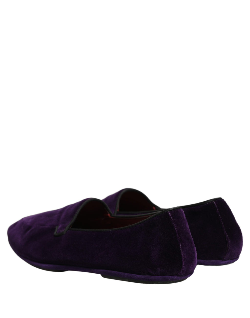 Chaussures Dolce & Gabbana Violet Velvet Slip-On pour hommes, mocassins en velours violet élégants et confortables.
