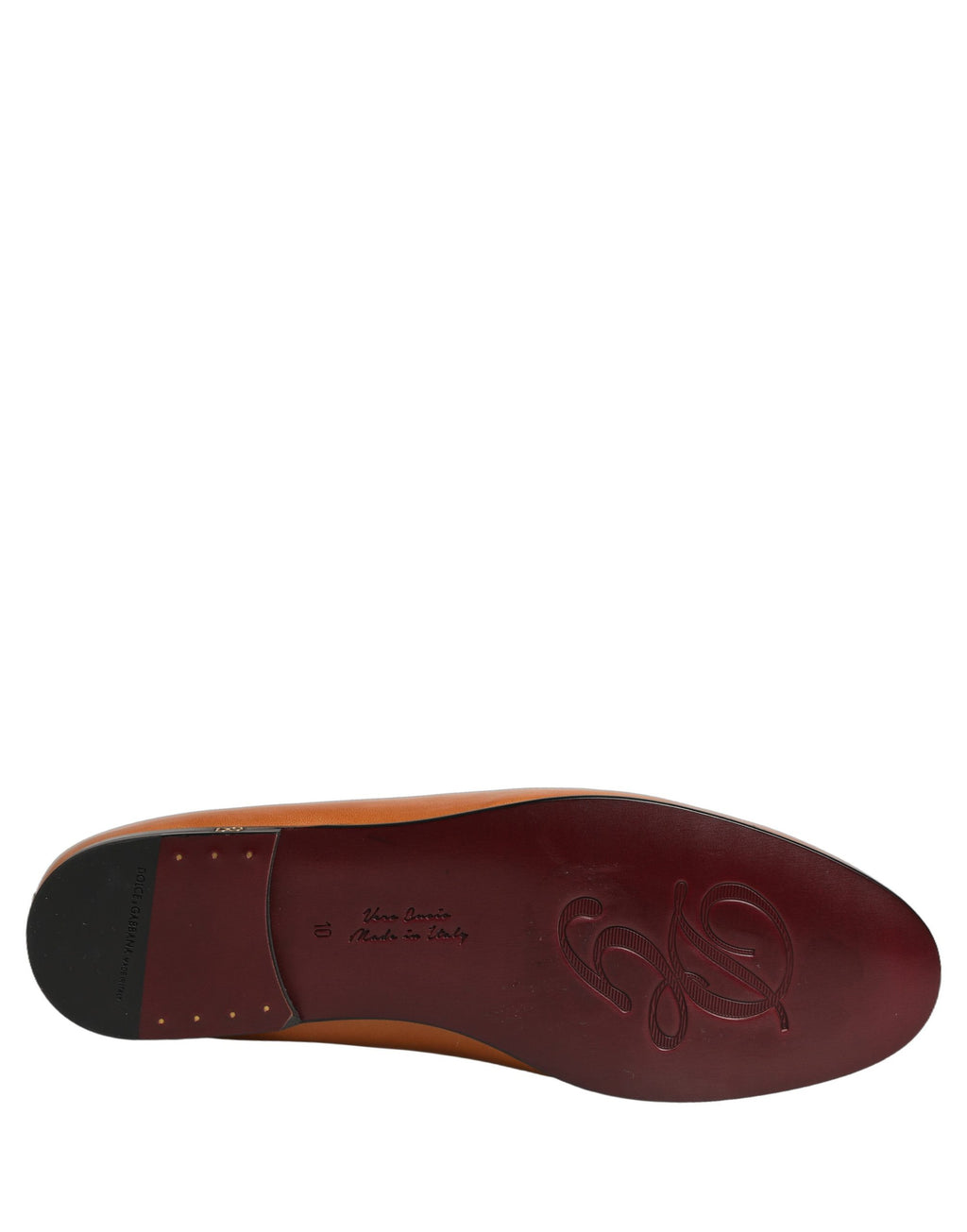 Chaussures mocassins pour homme Dolce & Gabbana en cuir marron avec logo, style slip-on, visible en détail.