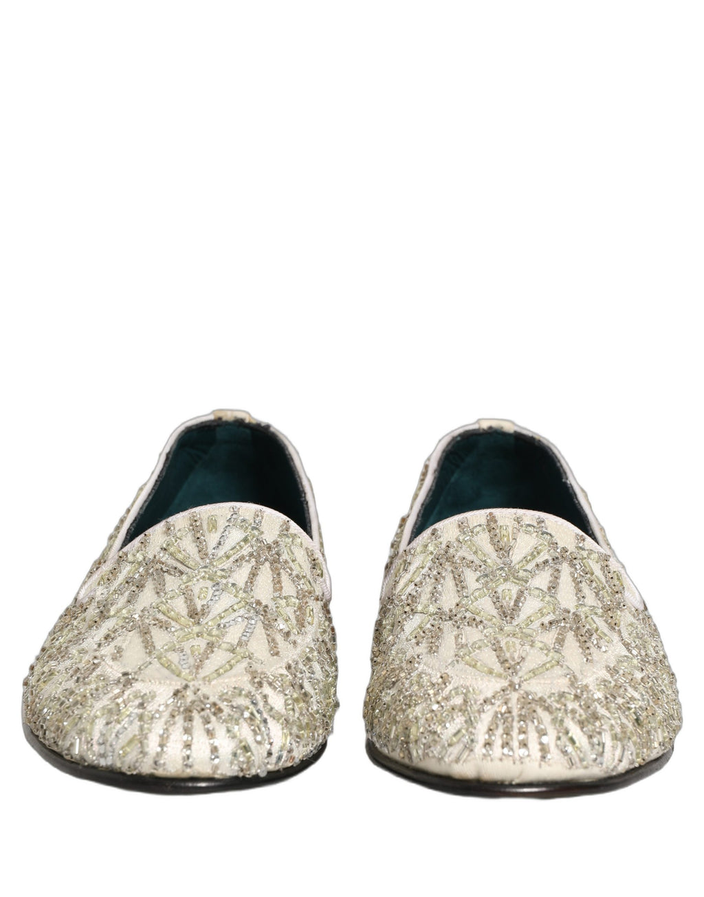 Chaussures loafers Dolce & Gabbana en velours blanc brodé, chaussures élégantes pour femmes.