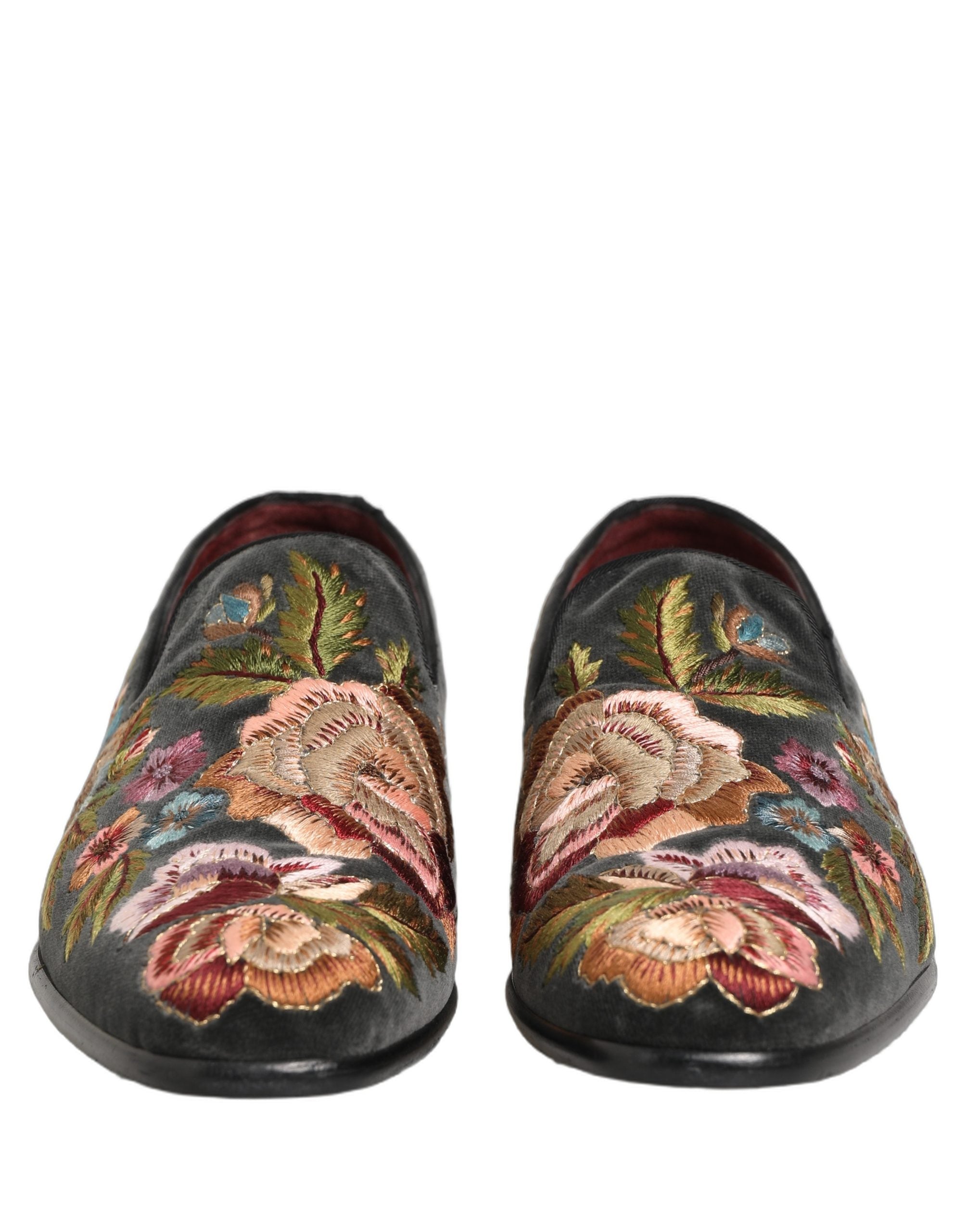 Chaussures Loafers Dolce & Gabbana en velours noir avec broderie florale élégante et détails raffinés.