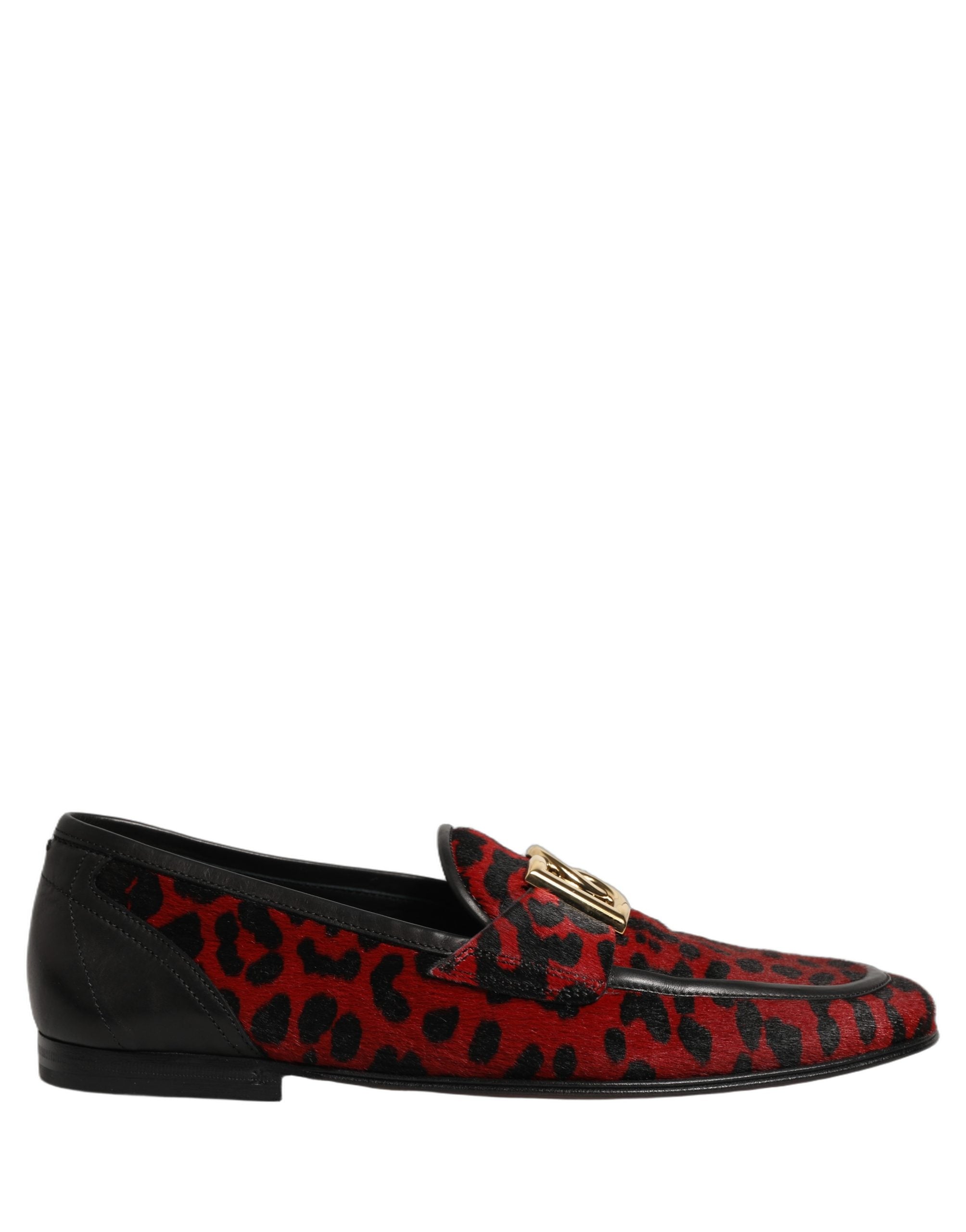 Chaussures mocassins Dolce & Gabbana en poil de cheval à imprimé léopard rouge, style élégant et sophistiqué.