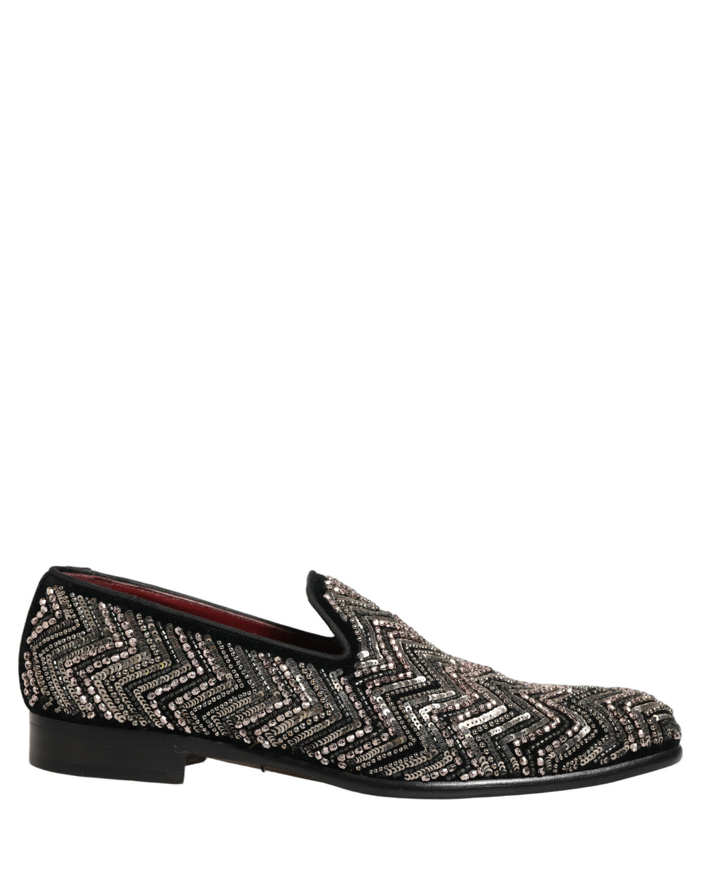 Chaussures loafers en velours noir Dolce & Gabbana avec embellissements floraux élégants et détails sophistiqués.