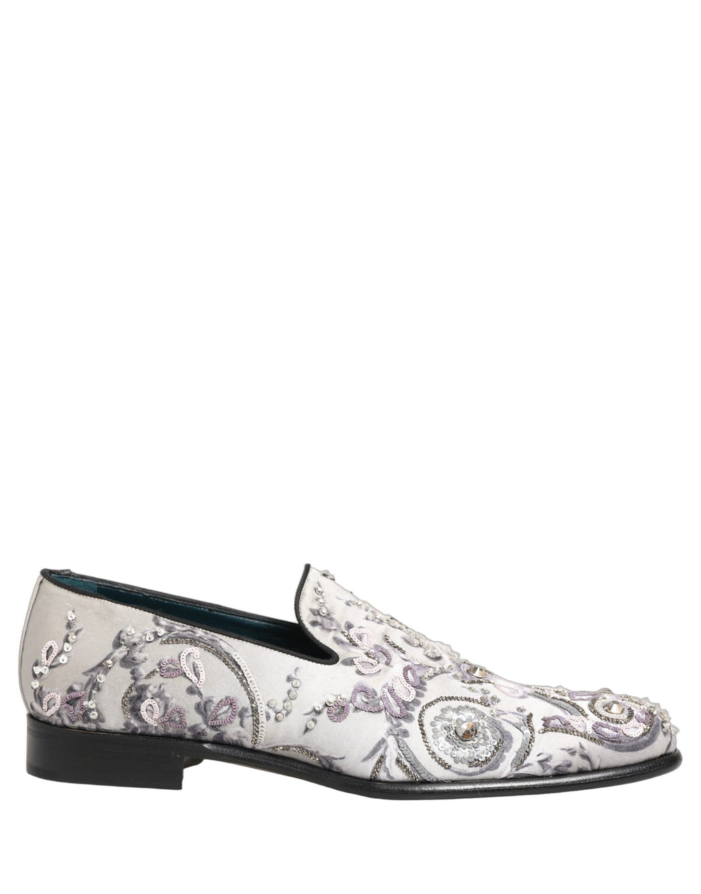 Chaussures loafers formelles Dolce & Gabbana blanches à sequins, slip-on élégants pour occasion spéciale.