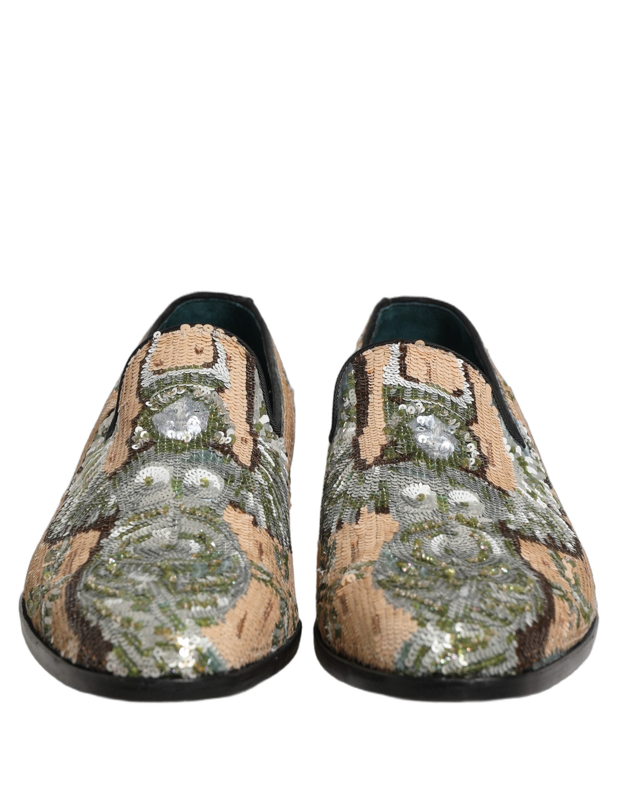 Chaussures loafers Dolce & Gabbana en daim beige avec broderie à sequins, élégantes et sophistiquées.