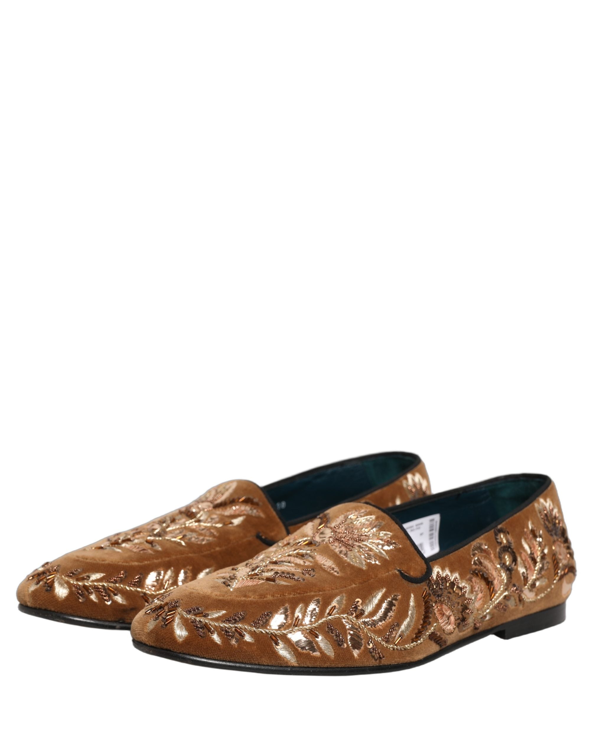 Chaussures loafers en velours marron avec broderies florales Dolce & Gabbana, élégantes et sophistiquées.