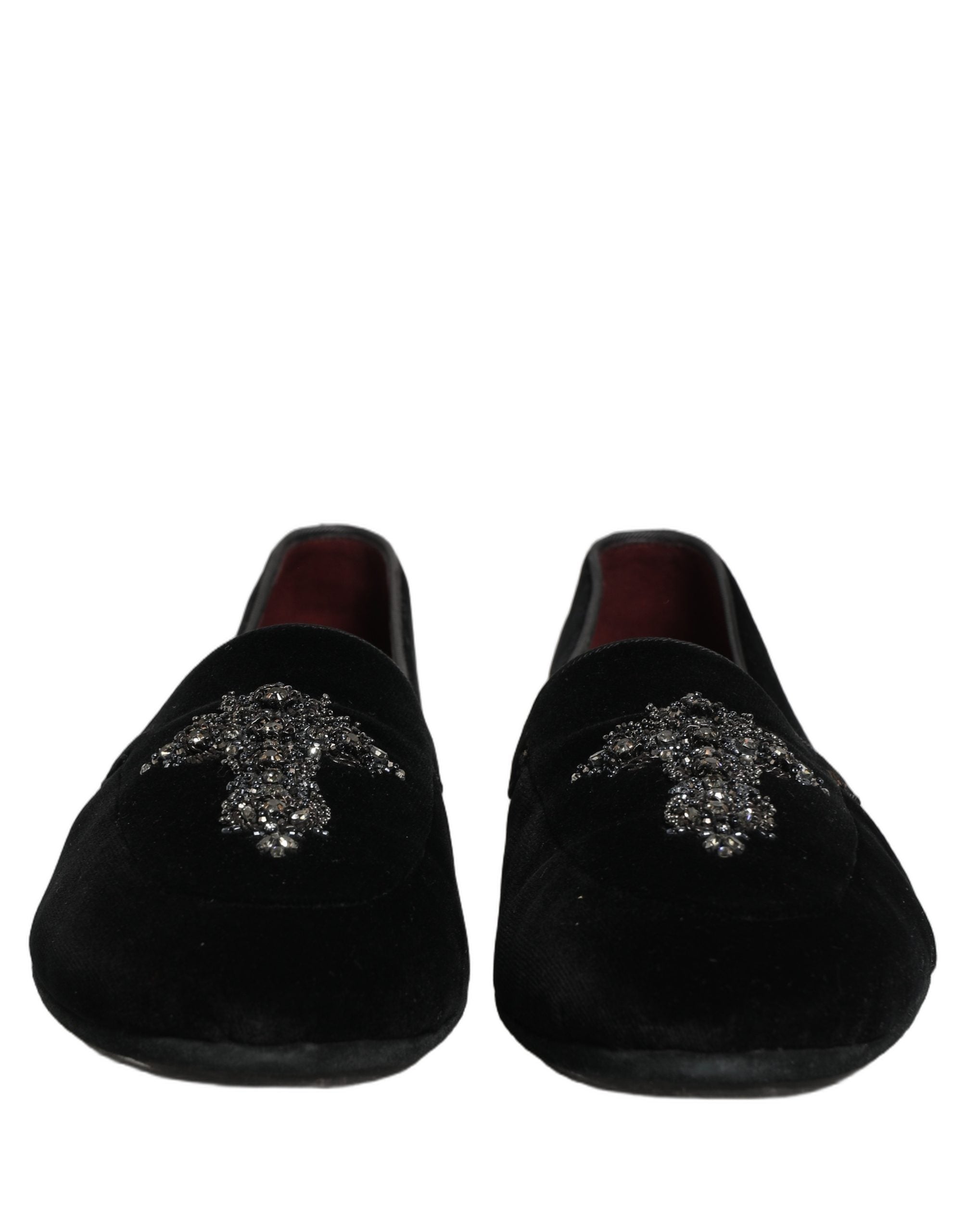Chaussures mocassins en daim noir Dolce & Gabbana avec embellissements élégants, pour un look sophistiqué et tendance.