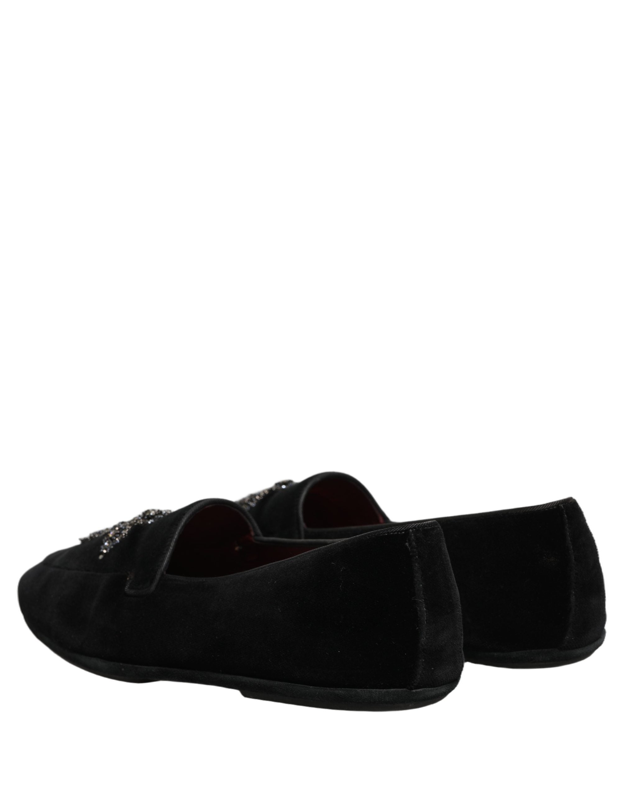 Chaussures loafers Dolce & Gabbana en daim noir avec embellissements, style élégant et sophistiqué pour femme.