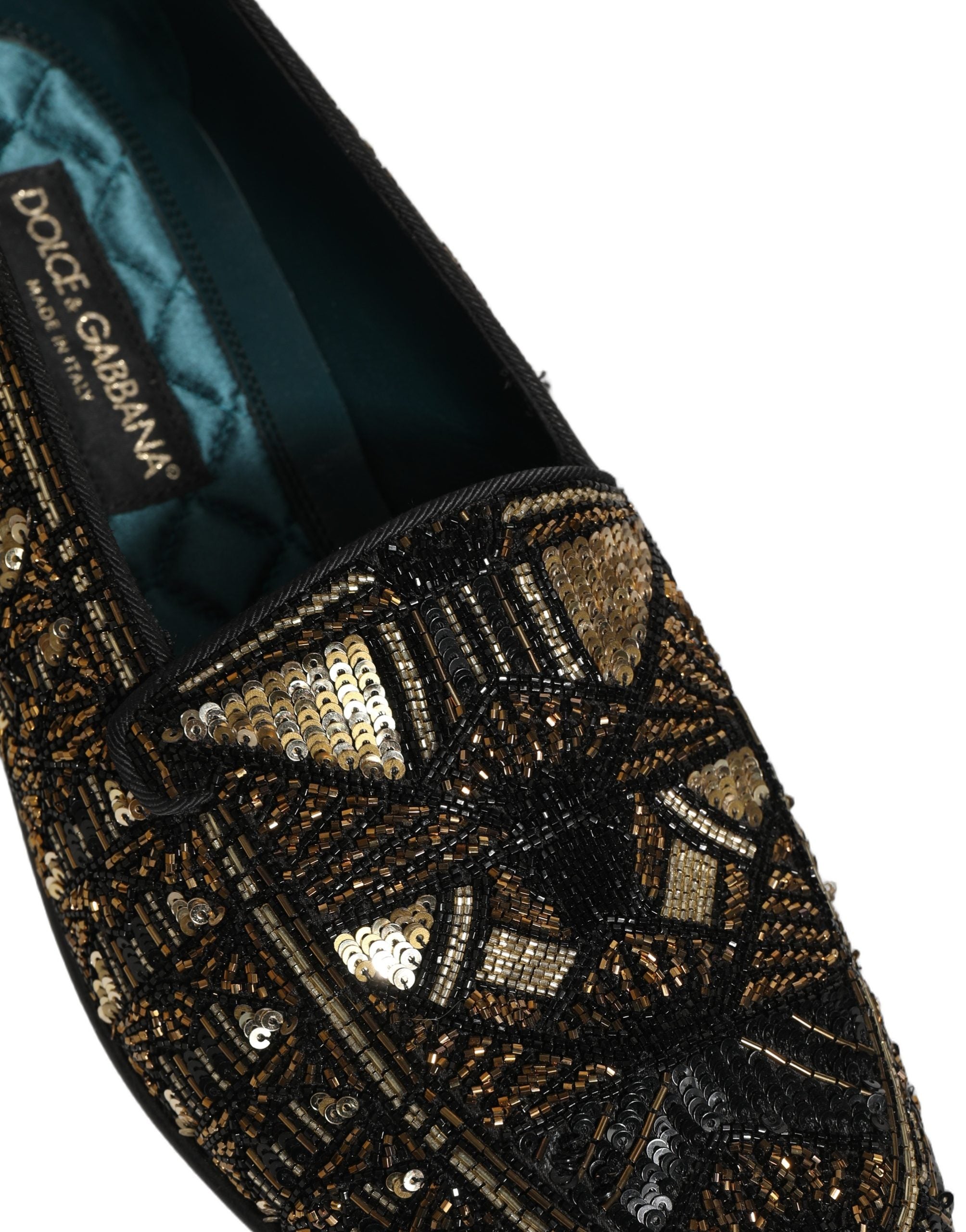 Chaussures mocassins Dolce & Gabbana noires et ornementées avec embellissements, slip-on élégants pour homme.